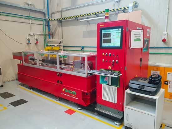 Banchi prova per ammortizzatori verticali e orizzontali dei treni d